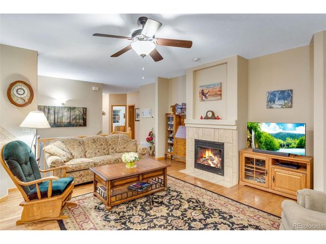 4864 Glen Isle Dr, Loveland, CO 80538