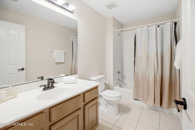 958 MINERAL CREEK Drive, Jacksonville, FL 32225