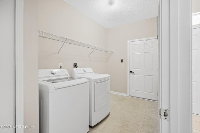958 MINERAL CREEK Drive, Jacksonville, FL 32225