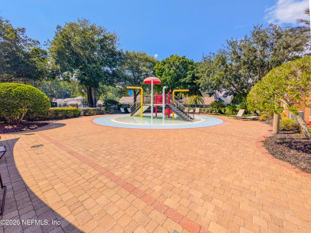 958 MINERAL CREEK Drive, Jacksonville, FL 32225
