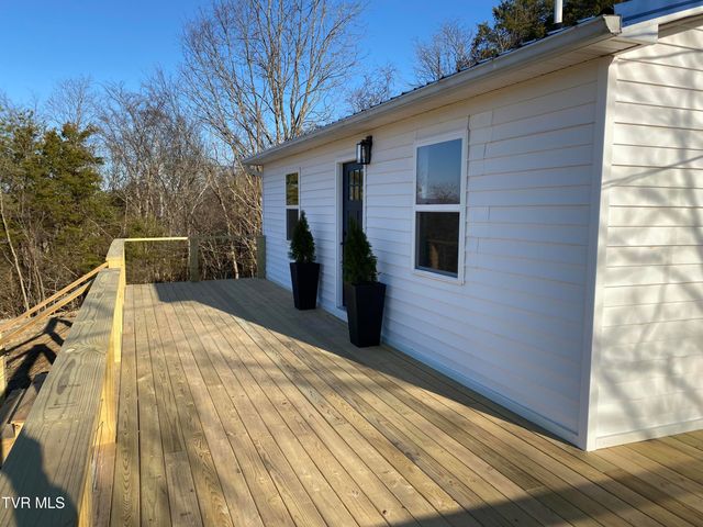 5875 Blue Springs Parkway, Mosheim, TN 37818