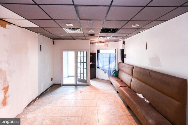 5443 ADDISON RD, Capitol Heights, MD 20743