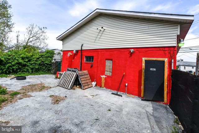 5443 ADDISON RD, Capitol Heights, MD 20743