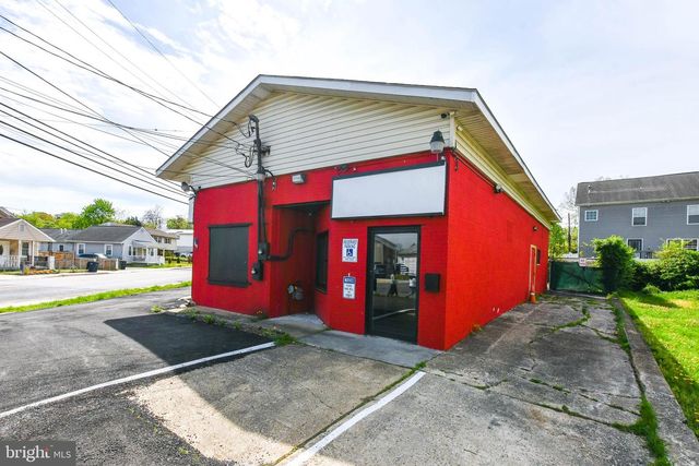 5443 ADDISON RD, Capitol Heights, MD 20743