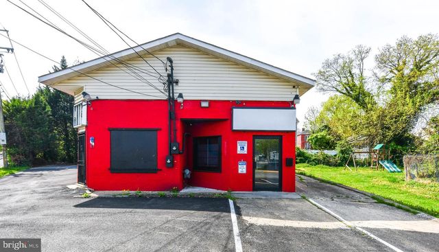 5443 ADDISON RD, Capitol Heights, MD 20743