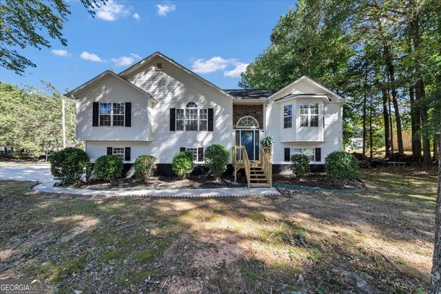 2616 Chesterbrooke Drive, Lithia Springs, GA 30122