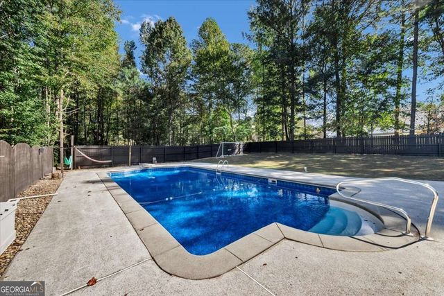 2616 Chesterbrooke Drive, Lithia Springs, GA 30122