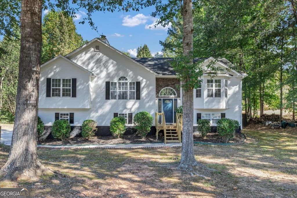 2616 Chesterbrooke Drive, Lithia Springs, GA 30122