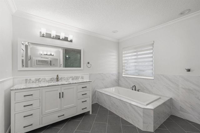 6365 Rock Creek Drive, Lake Worth, FL 33467