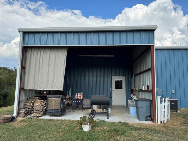 967 Little Mississippi Cemetery County Road, Franklin, TX 77856