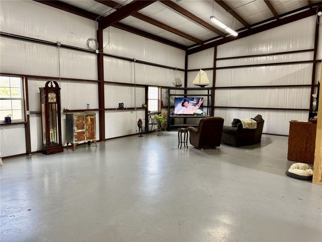 967 Little Mississippi Cemetery County Road, Franklin, TX 77856