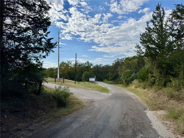 967 Little Mississippi Cemetery County Road, Franklin, TX 77856