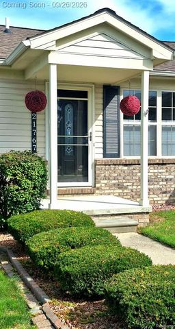 21767 Brookside North Drive, Macomb, MI 48044