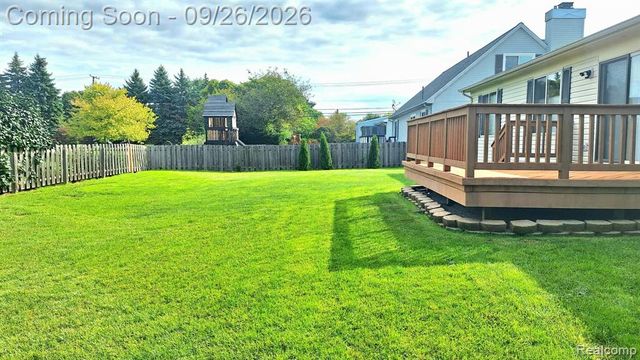 21767 Brookside North Drive, Macomb, MI 48044