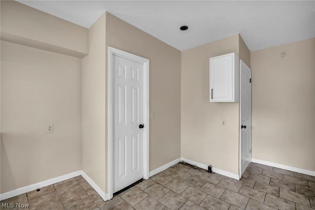 3333 Beechwood Avenue, Cleveland Heights, OH 44118