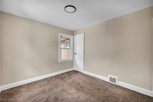 3333 Beechwood Avenue, Cleveland Heights, OH 44118