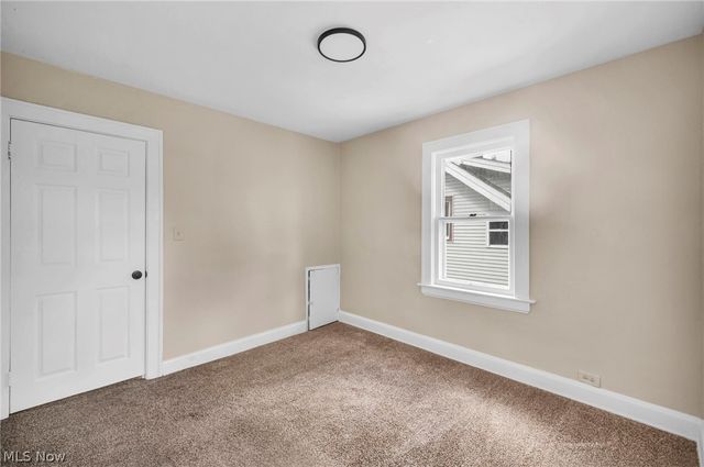 3333 Beechwood Avenue, Cleveland Heights, OH 44118