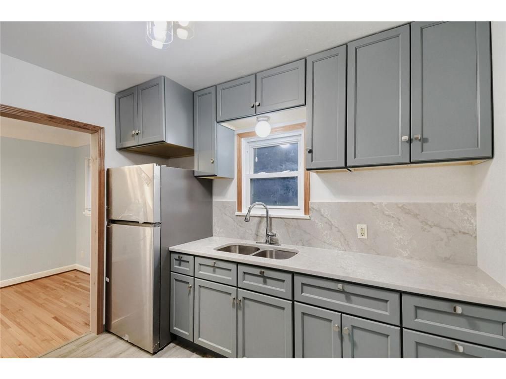 2002 Bush Avenue E, Saint Paul, MN 55119 — photo 3
