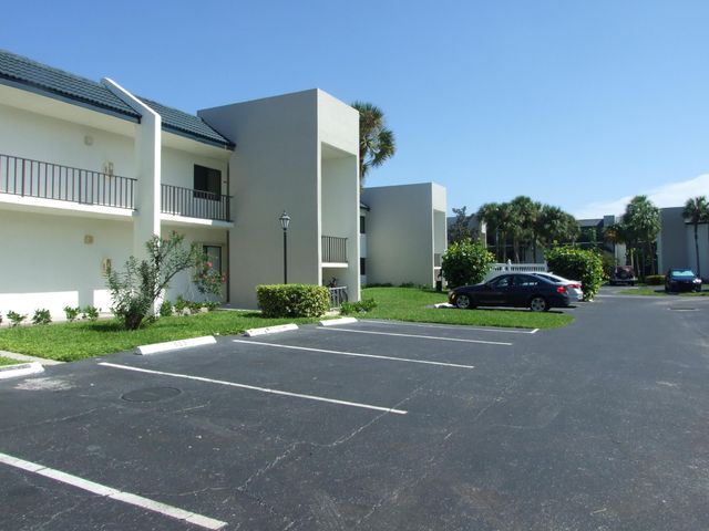1605 US-1 V4 203, Jupiter, FL 33477