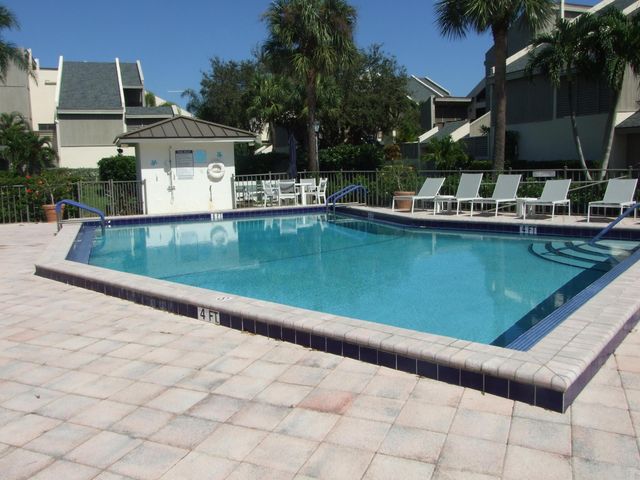1605 US-1 V4 203, Jupiter, FL 33477