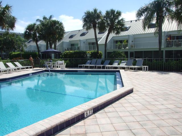 1605 US-1 V4 203, Jupiter, FL 33477