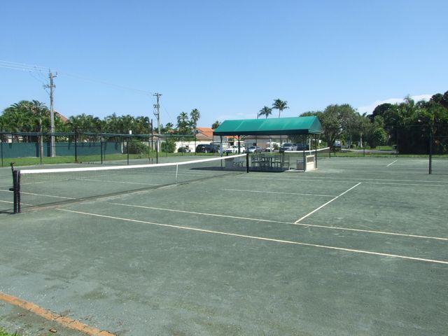 1605 US-1 V4 203, Jupiter, FL 33477