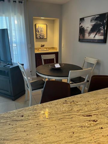1605 US-1 V4 203, Jupiter, FL 33477