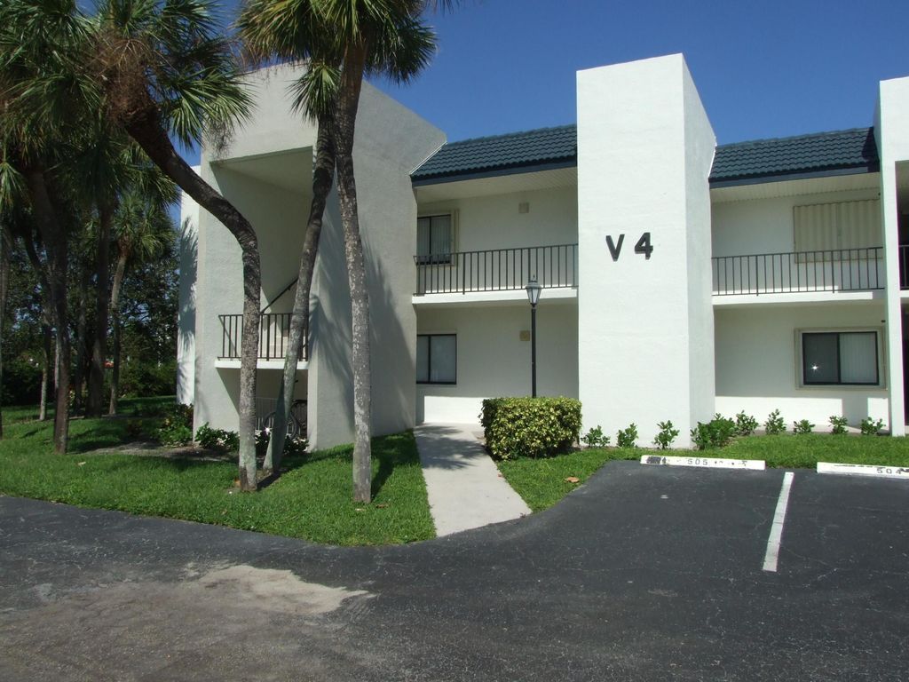 1605 US-1 V4 203, Jupiter, FL 33477