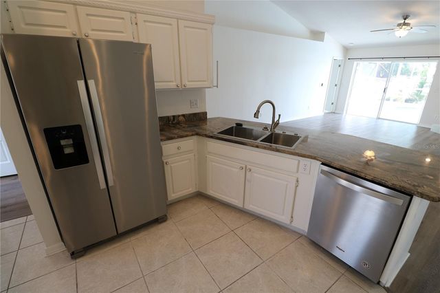 22704 MAGNOLIA TRACE BOULEVARD, Lutz, FL 33549