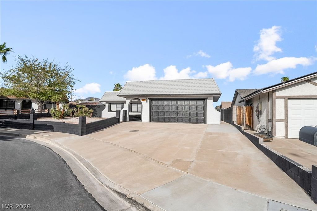 241 Princess Ann Court, Henderson, NV 89015 — photo 2