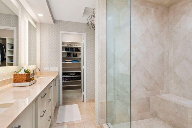 1000 N LAKE SHORE Plaza 39C, Chicago, IL 60611