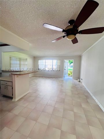316 N Camden N 316, West Palm Beach, FL 33417