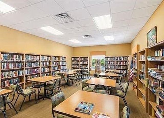 316 N Camden N 316, West Palm Beach, FL 33417