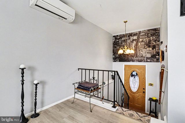 9 FAYE RD, Middletown, PA 17057