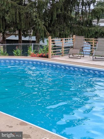 9 FAYE RD, Middletown, PA 17057