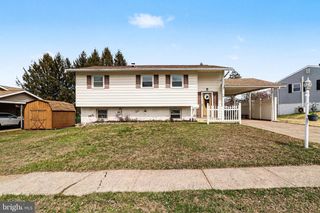 9 FAYE RD, Middletown, PA 17057