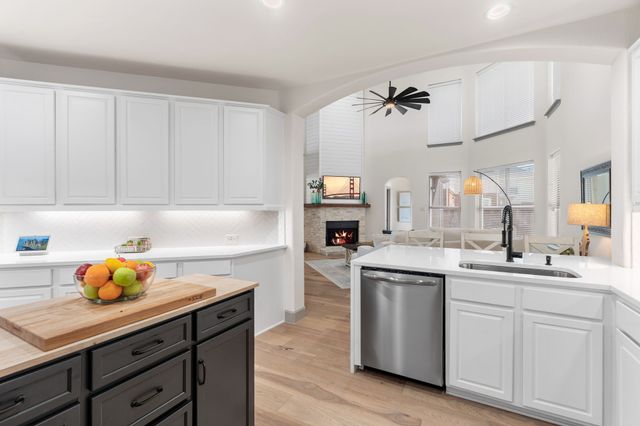 9325 Daystar Drive, Plano, TX 75025