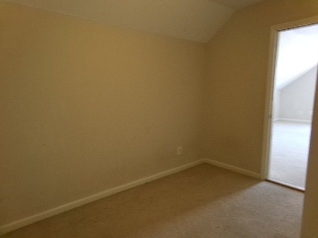 1305 Loren Cir, Clarksville, TN 37042