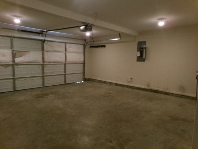 1305 Loren Cir, Clarksville, TN 37042