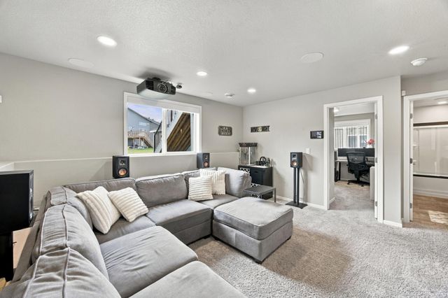 781 Albert Drive W, West Fargo, ND 58078