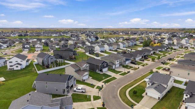 781 Albert Drive W, West Fargo, ND 58078