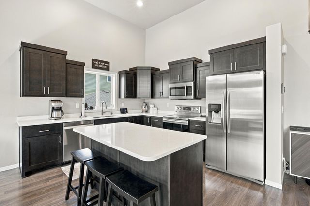 781 Albert Drive W, West Fargo, ND 58078