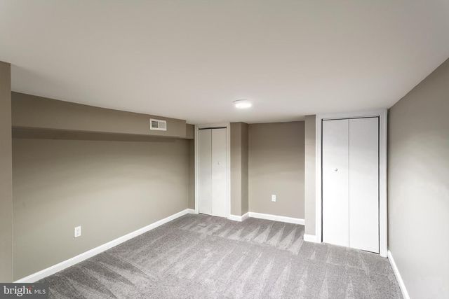 5 N EAST AVE, Baltimore, MD 21224