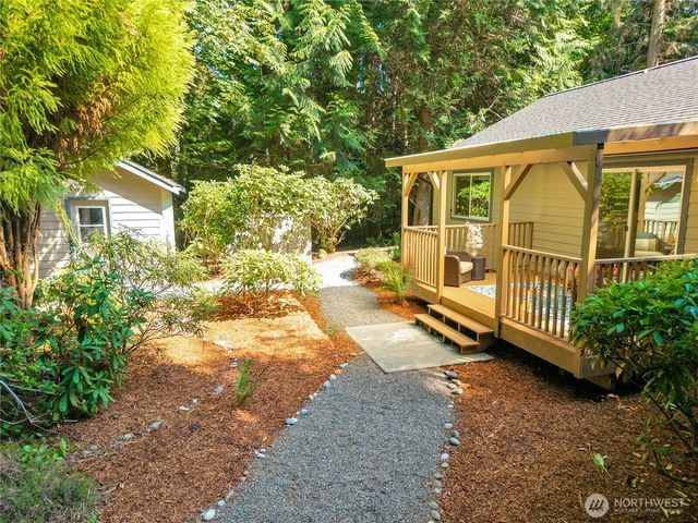 33 Barque Lane, Port Ludlow, WA 98365