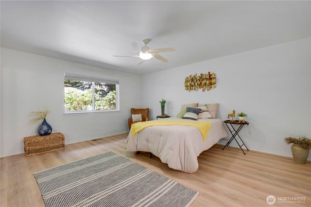 33 Barque Lane, Port Ludlow, WA 98365