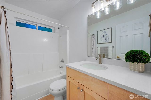 33 Barque Lane, Port Ludlow, WA 98365