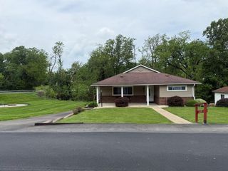 4011 Second Street, Hempfield Twp, PA 15642