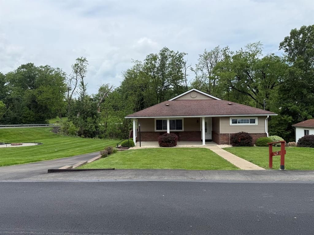 4011 Second Street, Hempfield Twp, PA 15642