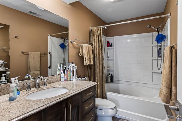 2030 NW Lower Silver Lake RD, Topeka, KS 66618