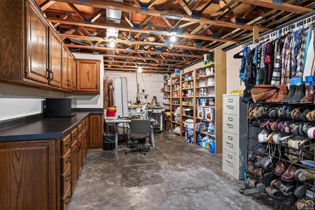 2030 NW Lower Silver Lake RD, Topeka, KS 66618
